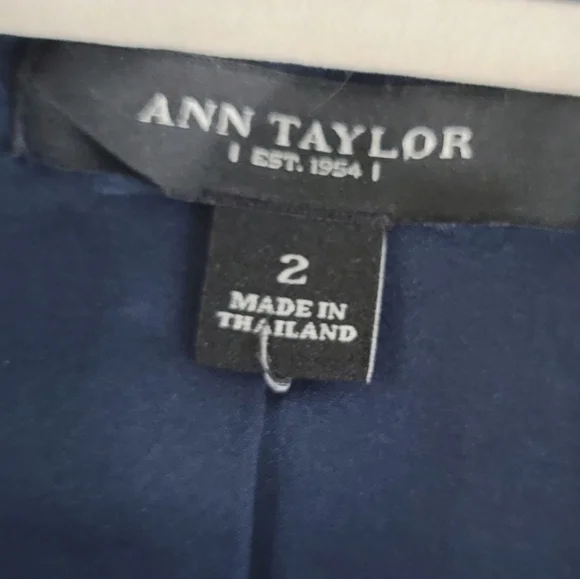 Ann Taylor Navy, Teal, Blue, Purple and Pink Watercolor Floral Blazer, Sz 2 - Picture 2 of 4